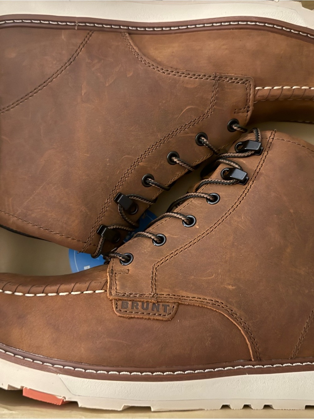 Men's Brown Leather Lace-Up Boots. Brunt marin soft toe